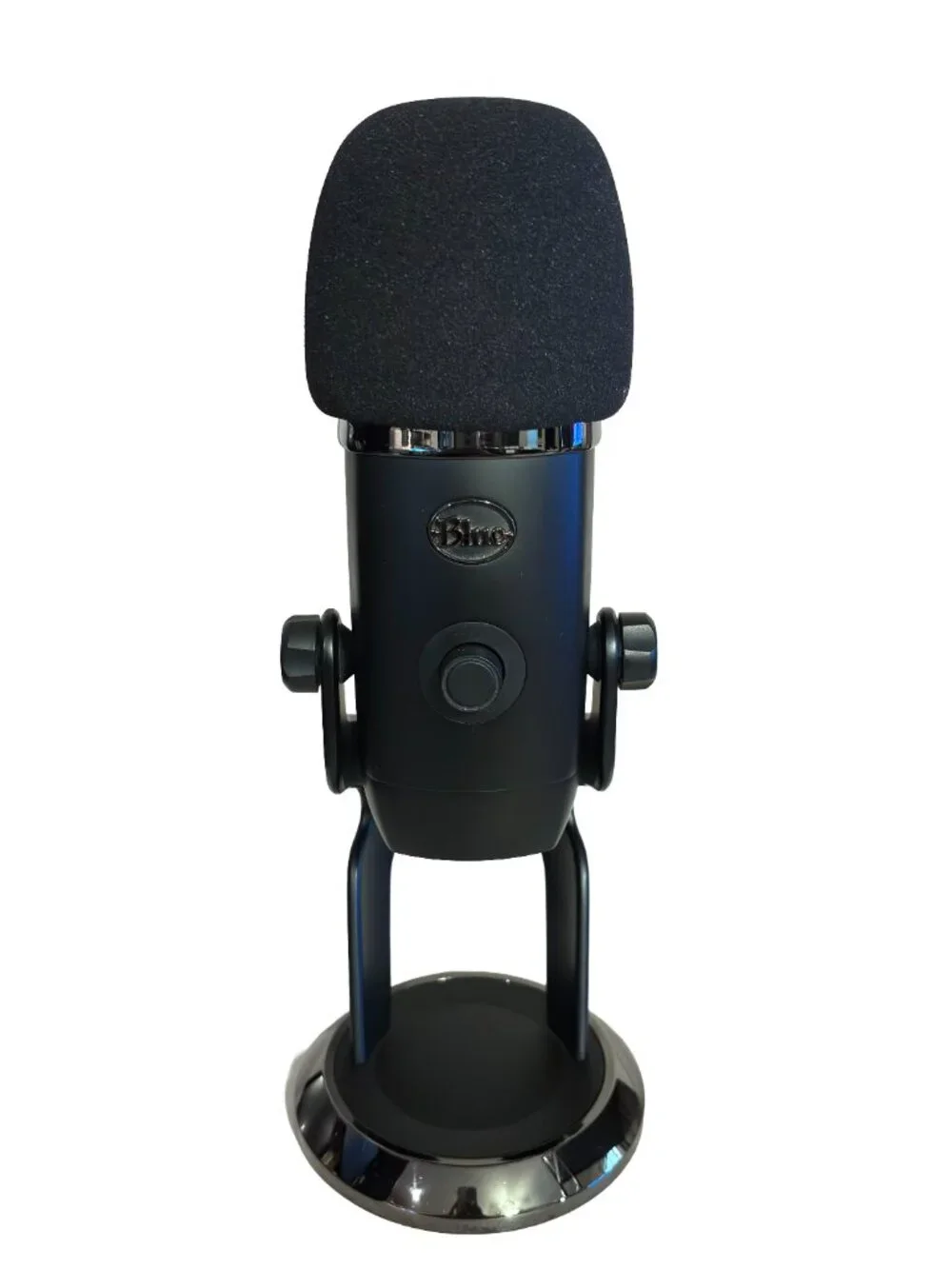 Blue Yeti USB Microphone Blackout Edition w/ Stand Studio Streaming Mic